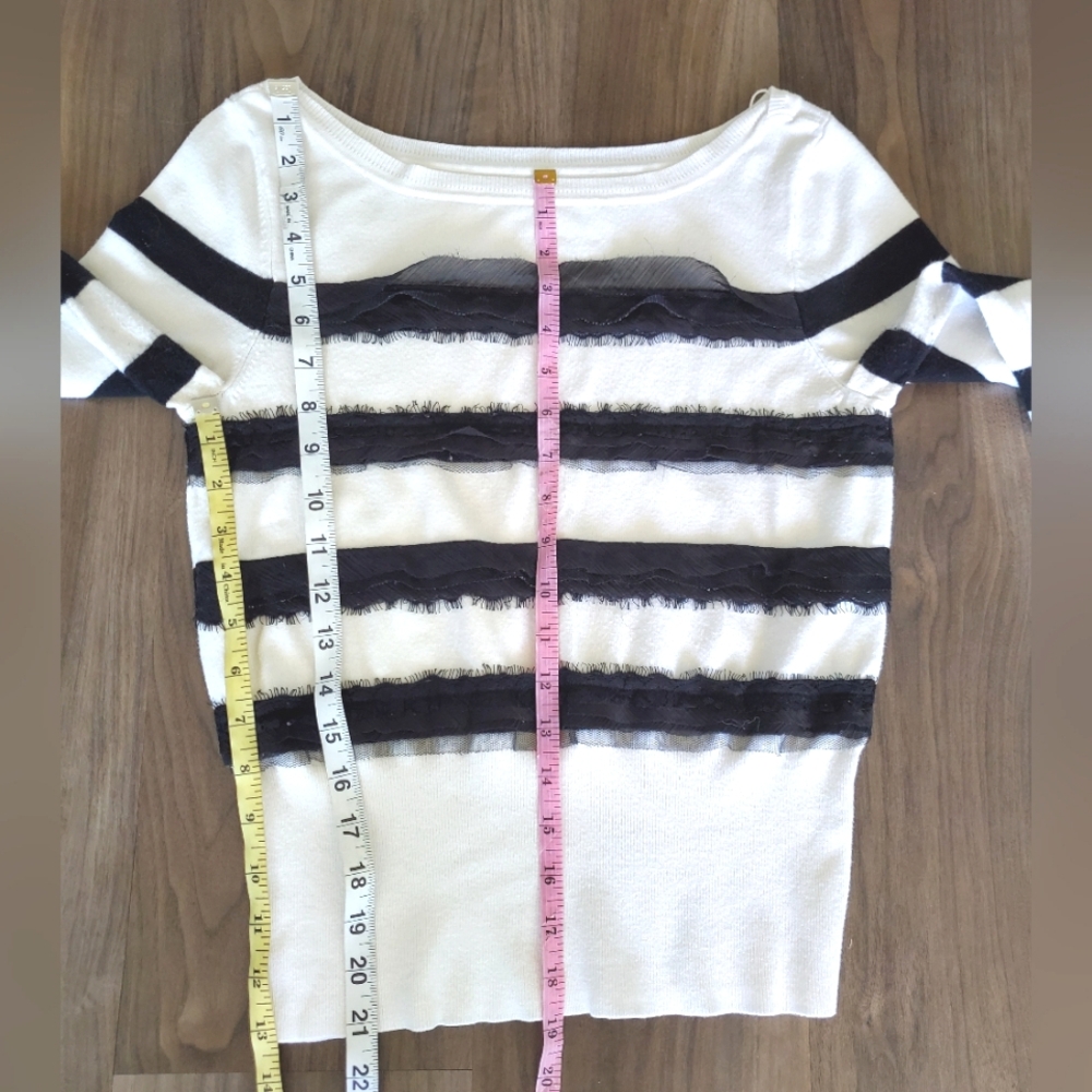 WHBM Stripes & Ruffles Top - Picture 9 of 10